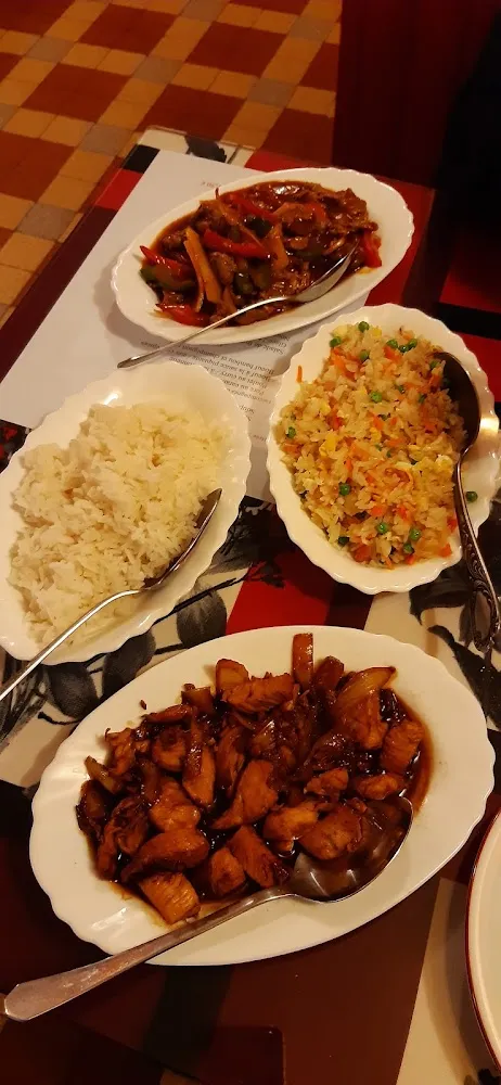 Poulet Au Gingembre Et Riz Cantonnais